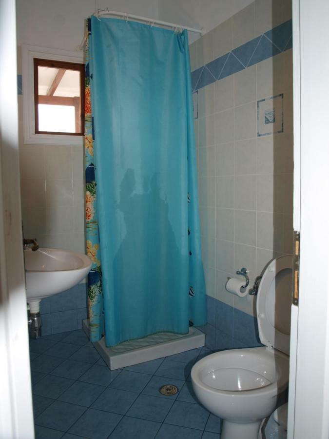 Batika Rooms Artemonas Екстериор снимка